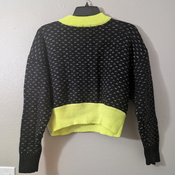 Urban Outfitters BDG Cropped Sweater Half Zip - Picture 8 of 8